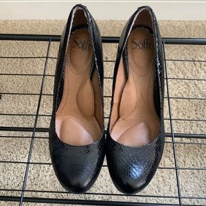 Sofft black heels